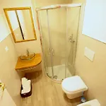 I Portici Di Sottoripa Bed & Breakfast Janov