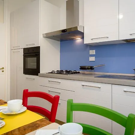 I Portici Di Sottoripa Bed and breakfast 2*