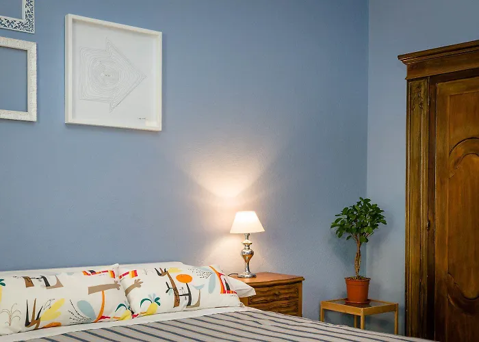 Bed & Breakfast I Portici Di Sottoripa 3*