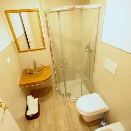 I Portici Di Sottoripa B&B 제노바